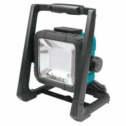 Makita DML805 18V LXT Cordless/Corded LED Flood Light (Tool Only)