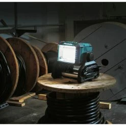 Makita DML811 18V LXT Lithium-Ion LED Cordless/ Corded Work Light (Tool Only) -Cheap Makita Store mktndml811 i