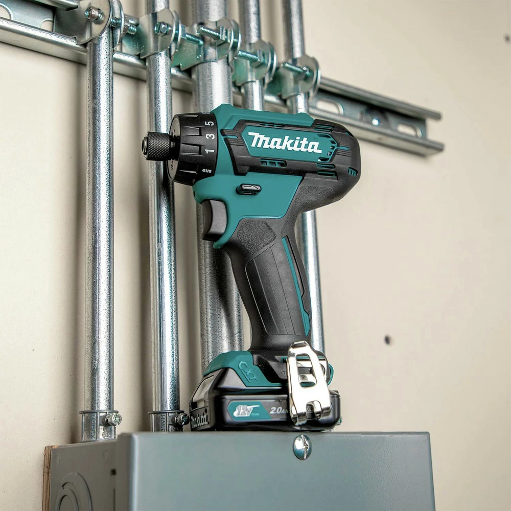 Makita FD10R1 12V Max CXT Lithium-Ion Hex Brushless 1/4 In. Cordless Drill Driver Kit (2 Ah) 11 Makita FD10R1 12V Max CXT Lithium-Ion Hex Brushless 1/4 In. Cordless Drill Driver Kit (2 Ah) - Image 9