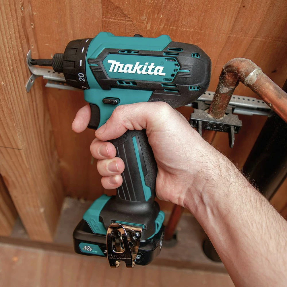Makita FD10R1 12V Max CXT Lithium-Ion Hex Brushless 1/4 In. Cordless Drill Driver Kit (2 Ah) 12 Makita FD10R1 12V Max CXT Lithium-Ion Hex Brushless 1/4 In. Cordless Drill Driver Kit (2 Ah) - Image 10