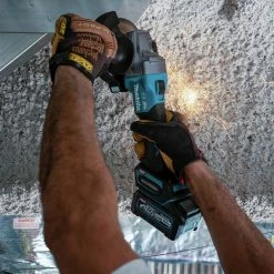 Makita GAG04M1 40V Max XGT Brushless Lithium-Ion 4-1/2 In./5 In. Cordless Angle Grinder Kit With Electric Brake And AWS (4 Ah) -Cheap Makita Store mktngag04m1 i