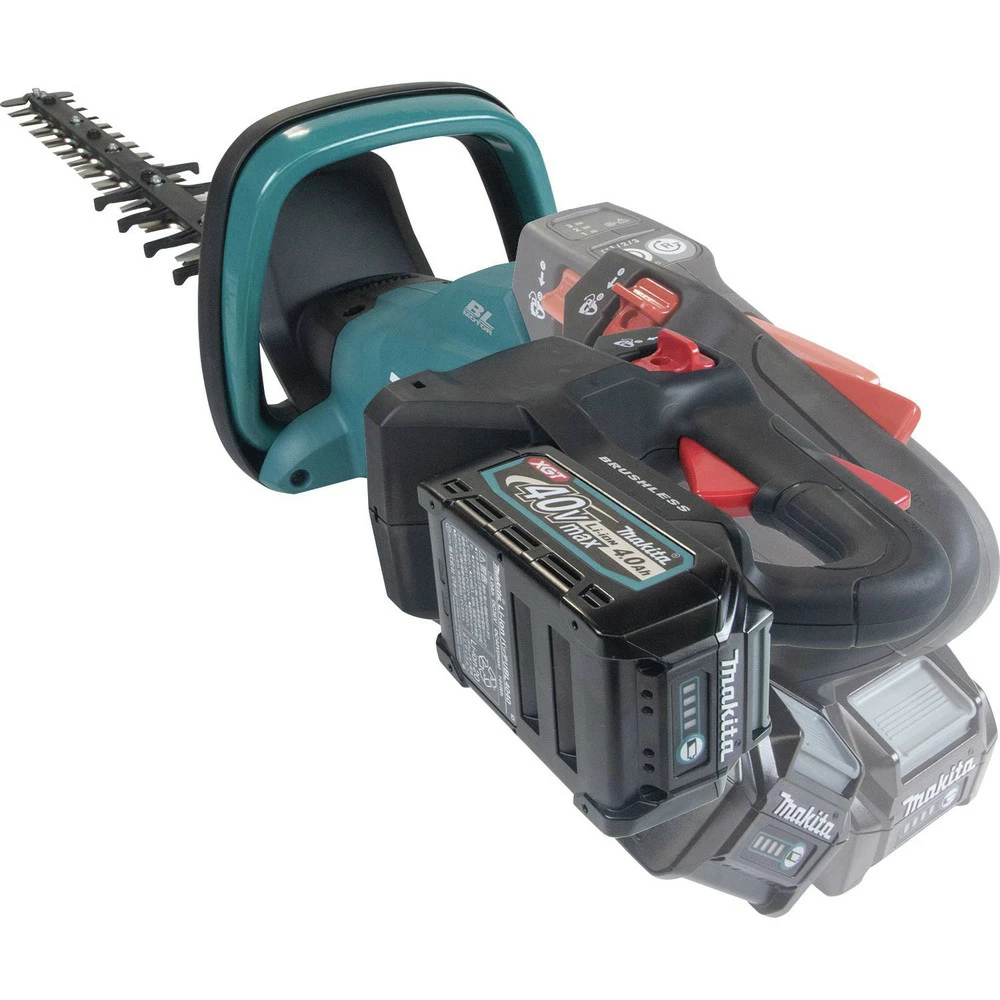 Makita GHU01M1 40V Max XGT Brushless Lithium-Ion 24 In. Cordless Rough Cut Hedge Trimmer Kit (4 Ah) 5 Makita GHU01M1 40V Max XGT Brushless Lithium-Ion 24 In. Cordless Rough Cut Hedge Trimmer Kit (4 Ah) - Image 3