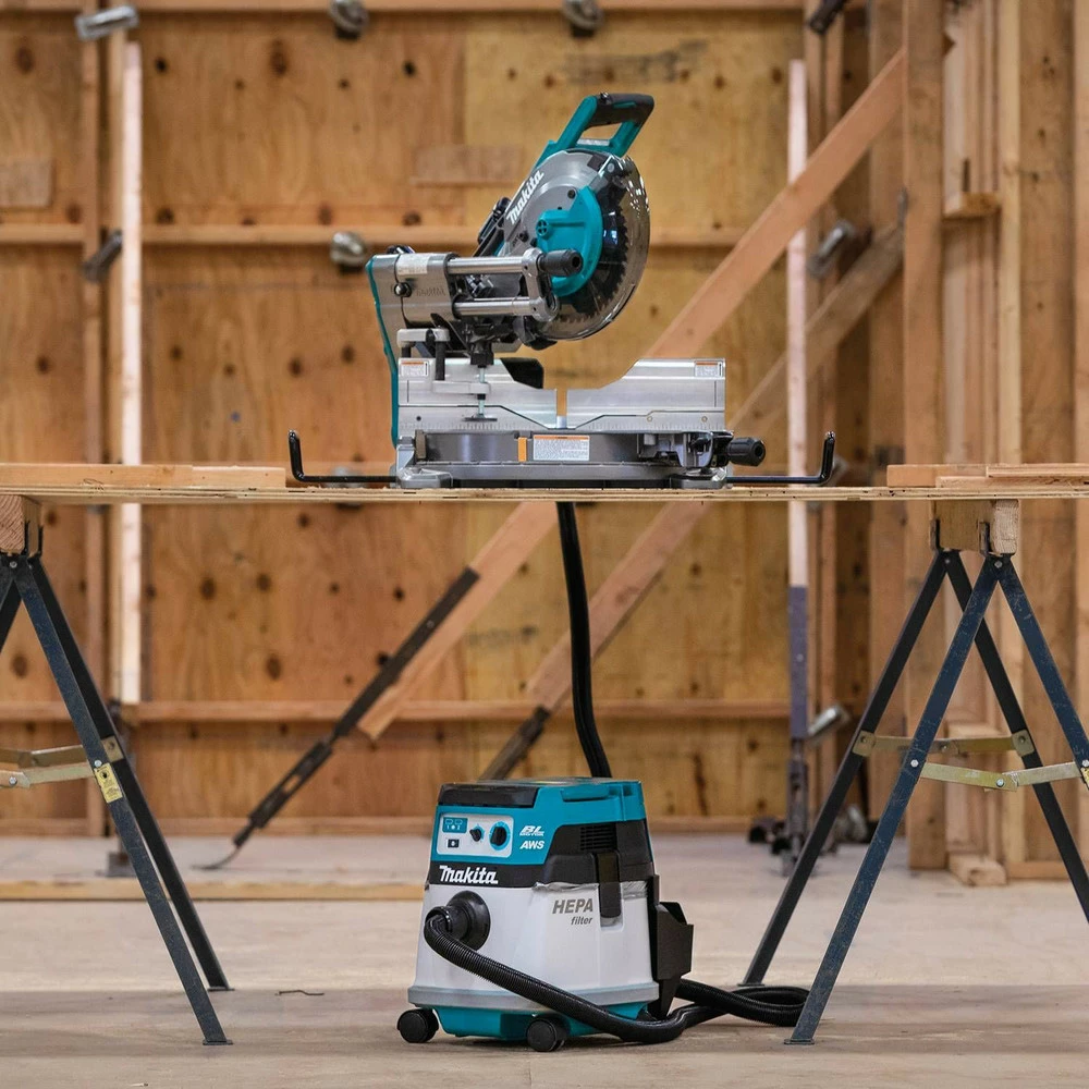 Makita GSL03M1 40V Max XGT Brushless Lithium-Ion 10 In. Cordless AWS Capable Dual-Bevel Sliding Compound Miter Saw Kit (4 Ah) 10 Makita GSL03M1 40V Max XGT Brushless Lithium-Ion 10 In. Cordless AWS Capable Dual-Bevel Sliding Compound Miter Saw Kit (4 Ah) - Image 8