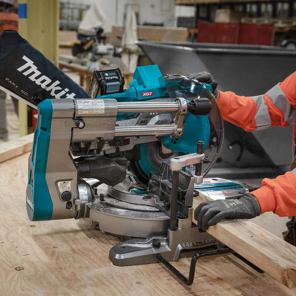 Makita GSL03M1 40V Max XGT Brushless Lithium-Ion 10 In. Cordless AWS Capable Dual-Bevel Sliding Compound Miter Saw Kit (4 Ah) 14 Makita GSL03M1 40V Max XGT Brushless Lithium-Ion 10 In. Cordless AWS Capable Dual-Bevel Sliding Compound Miter Saw Kit (4 Ah) - Image 12