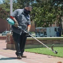 Makita GUX01JM1X1 40V Max XGT Brushless Lithium-Ion Cordless Couple Shaft Power Head With 17 In. String Trimmer Attachment Kit (4 Ah) -Cheap Makita Store mktngux01jm1x1 f