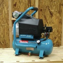 Makita MAC700 2 HP 2.6 Gallon Oil-Lube Hotdog Air Compressor -Cheap Makita Store mktnmac700 i