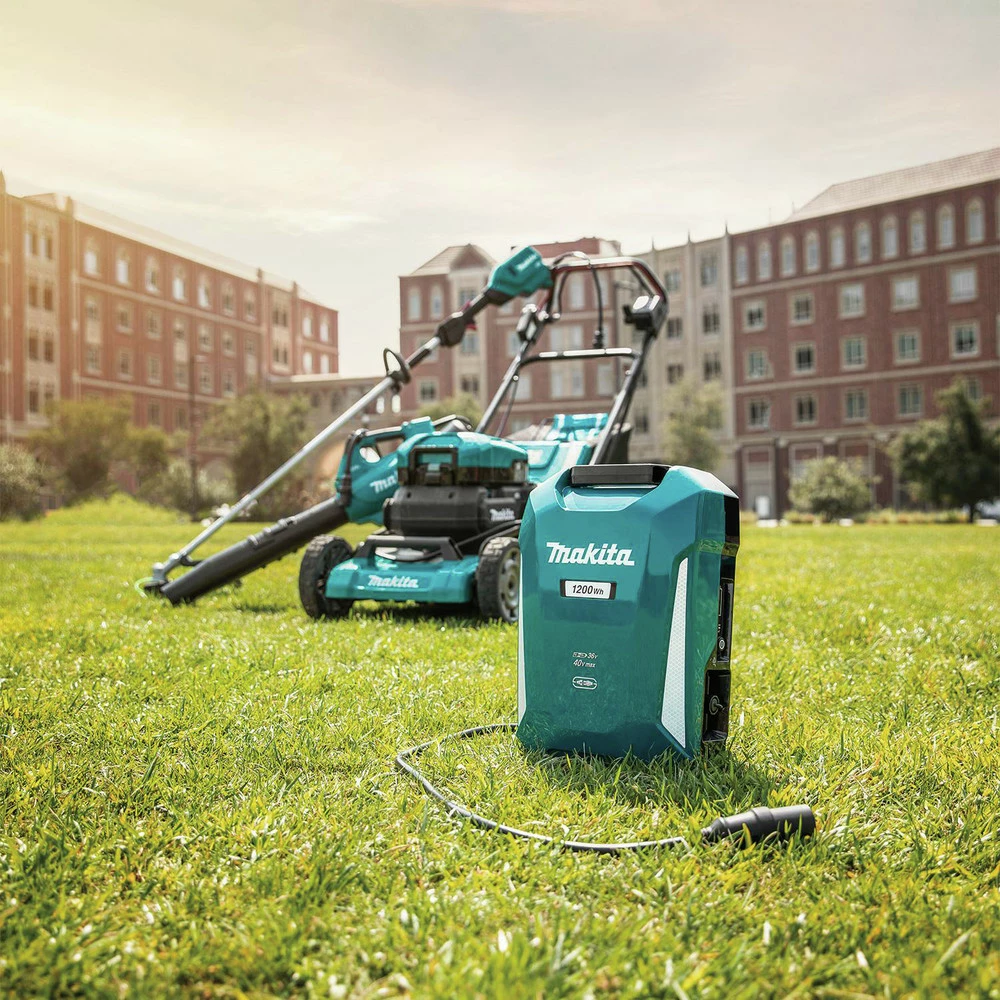 Makita PDC1200A01 ConnectX 1200 Watt Hours Cordless Portable Backpack Power Supply 15 Makita PDC1200A01 ConnectX 1200 Watt Hours Cordless Portable Backpack Power Supply - Image 13