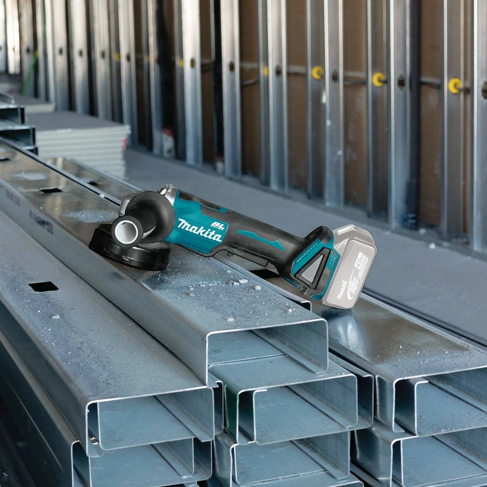 Makita XAG11Z 18V LXT Lithium-Ion Brushless Cordless 4-1/2 / 5 In. Paddle Switch Cut-Off/Angle Grinder With Electric Brake (Tool Only) 4 Makita XAG11Z 18V LXT Lithium-Ion Brushless Cordless 4-1/2 / 5 In. Paddle Switch Cut-Off/Angle Grinder With Electric Brake (Tool Only) - Image 2