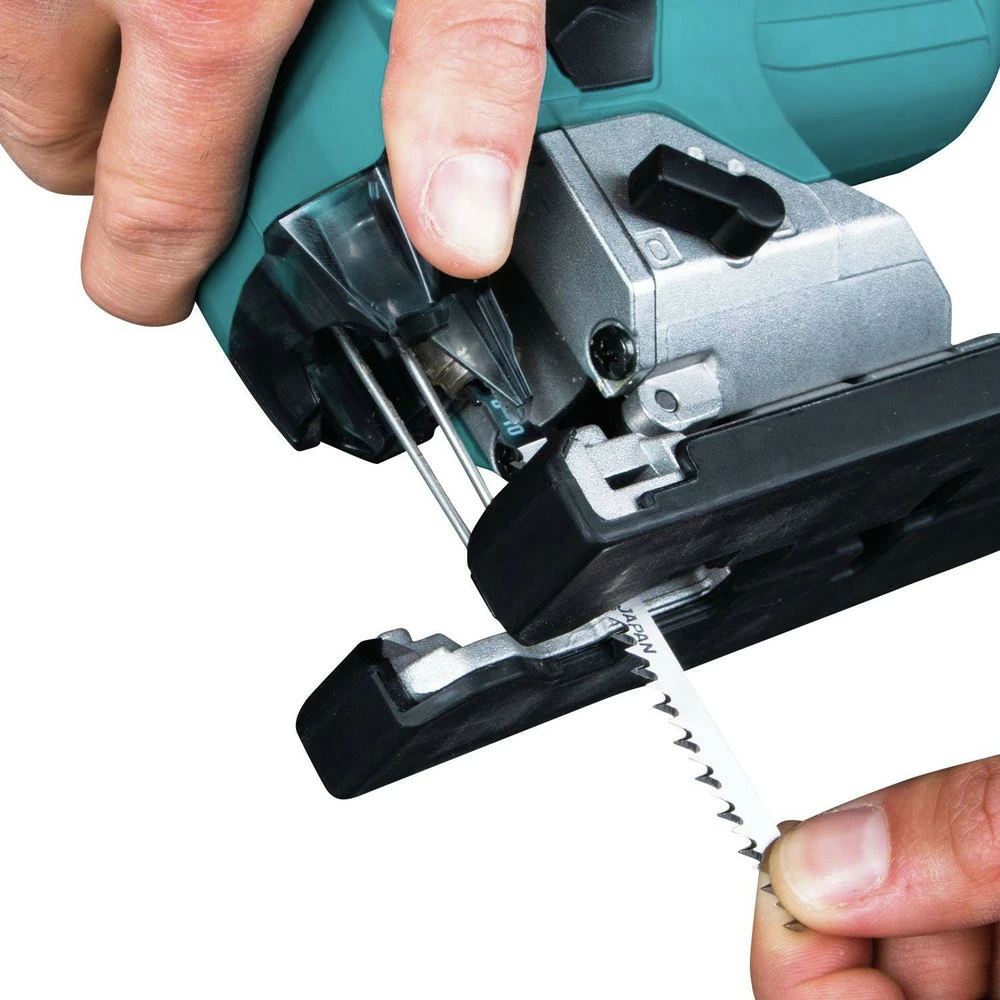 Makita XVJ01Z 18V LXT Li-Ion Brushless Barrel Grip Jig Saw (Tool Only) 8 Makita XVJ01Z 18V LXT Li-Ion Brushless Barrel Grip Jig Saw (Tool Only) - Image 6