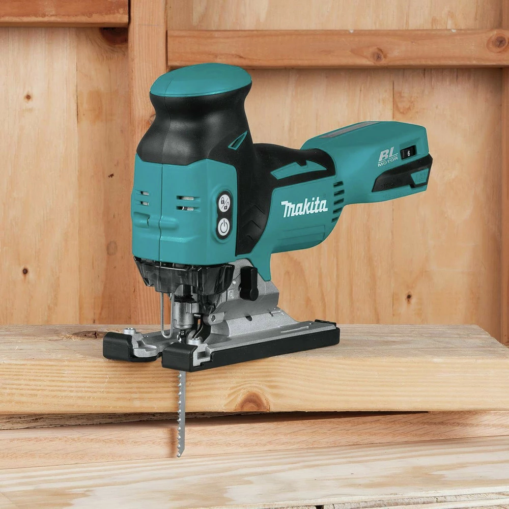 Makita XVJ01Z 18V LXT Li-Ion Brushless Barrel Grip Jig Saw (Tool Only) 12 Makita XVJ01Z 18V LXT Li-Ion Brushless Barrel Grip Jig Saw (Tool Only) - Image 10