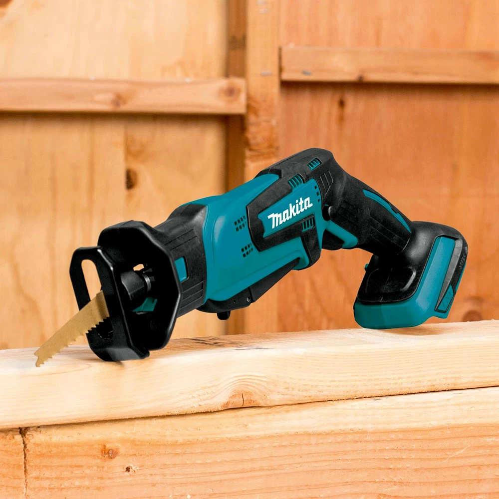 Factory Reconditioned Makita XRJ01Z-R 18V Cordless LXT Lithium-Ion Compact Recipro Saw (Tool Only) 7 Factory Reconditioned Makita XRJ01Z-R 18V Cordless LXT Lithium-Ion Compact Recipro Saw (Tool Only) - Image 5