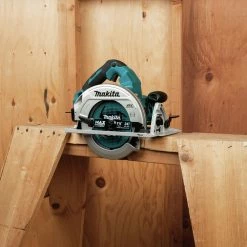 Factory Reconditioned Makita XSH06PT-R 18V X2 LXT Lithium-Ion (36V) 5 Ah Brushless Cordless 7-1/4 In. Circular Saw Kit -Cheap Makita Store mktrxsh06pt r t