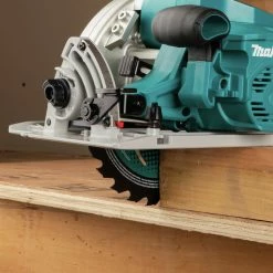 Factory Reconditioned Makita XSH06PT-R 18V X2 LXT Lithium-Ion (36V) 5 Ah Brushless Cordless 7-1/4 In. Circular Saw Kit -Cheap Makita Store mktrxsh06pt r z